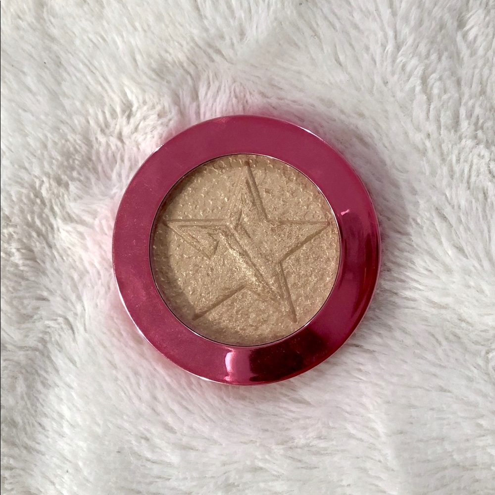 Jeffree Star Supreme Frost Snow Globe